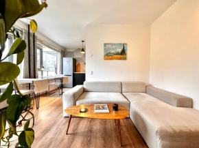 Cozy Retreat with Park Views and Free Parking